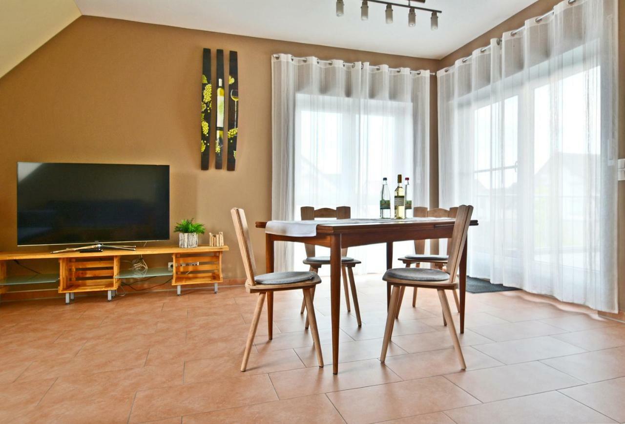 Apartament Rieslingstube Bei Britta & Joachim Undenheim Zewnętrze zdjęcie