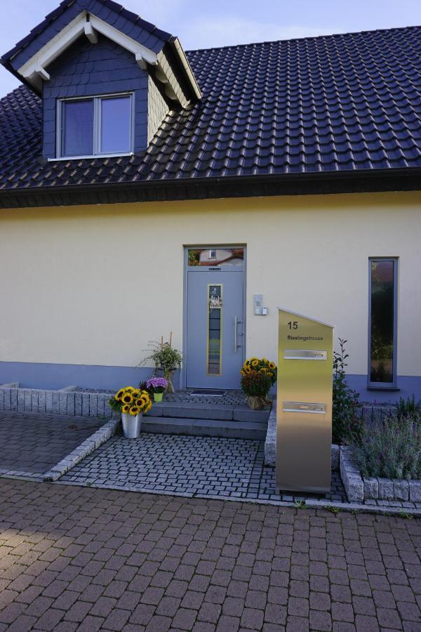 Apartament Rieslingstube Bei Britta & Joachim Undenheim Zewnętrze zdjęcie